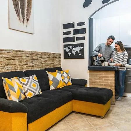 La Casa Di Ryan - Policlinico E Cittadella - Tra Cagliari, Mare & Aeroporto